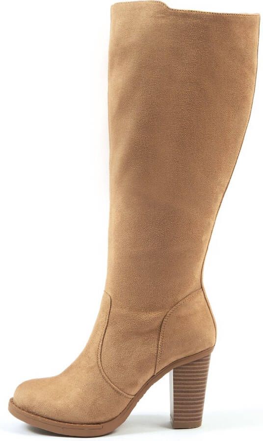 Gabylou XL laarzen voor brede kuiten Model Kamilla. Beige