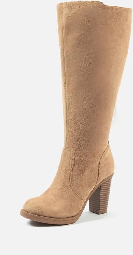 Gabylou XL laarzen voor brede kuiten Model Kamilla. Beige