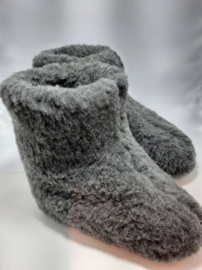 Geen merknaam Schapenwollen sloffen Grijs 100% natuurproduct comfortabele nieuwe luxe sloffen direct leverbaar handgemaakt sheep wool shuffle woolen slippers schoen pantoffels warmers slof