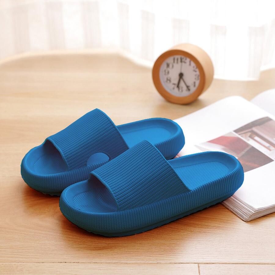 Geweo Slippers Badslippers EVA Badslippers Unisex Anti-Slip en Stevig Voetbed Anti-lawaai-Antibacterieel Anatomisch Licht & Flexibel Massage-effect-voor in de zomer en voor binnen en buitenv Blue