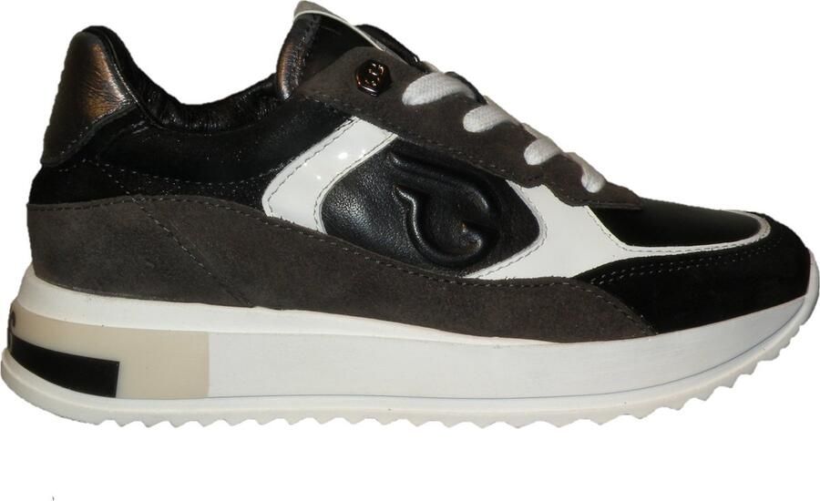 Giga G4160 Sneakers