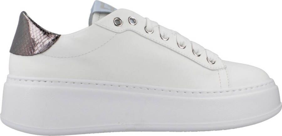 Gio + Sneakers PIA260A