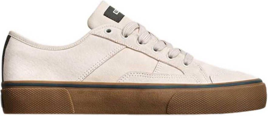 Globe Surplus Schoenen Beige 1 2 Man