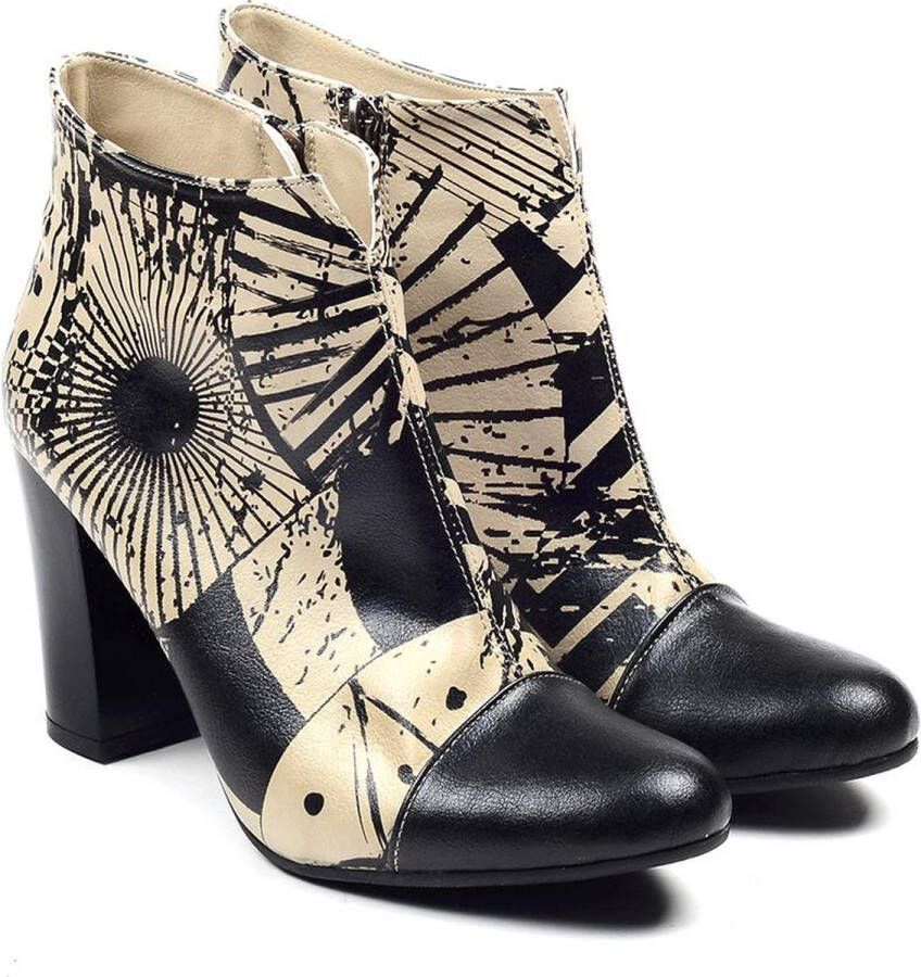 GOBY Monochrome Muse Enkellaarsjes Handmade Vegan Leer Dames