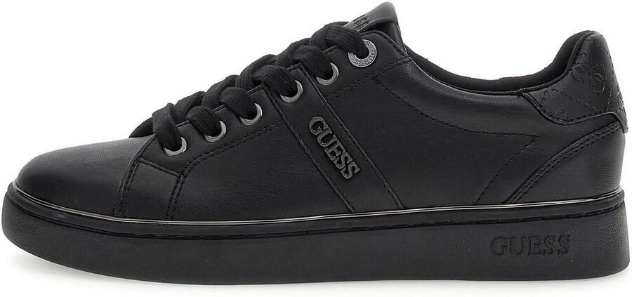 GUESS Damestrainers Britz