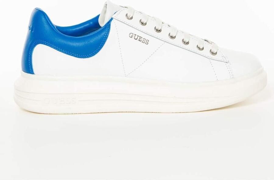 Guess Sneakers met contrastgarnering model 'VIBO'