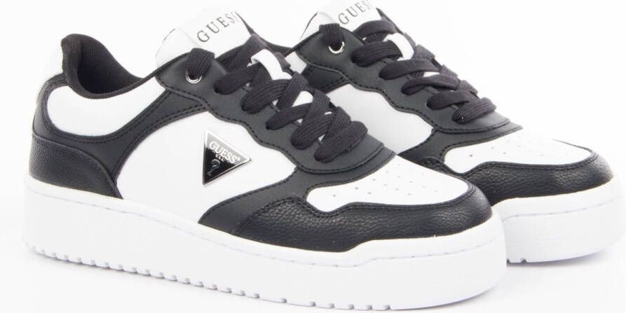 Guess Sneakers laag 'Miram'