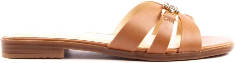 GUESS Realla