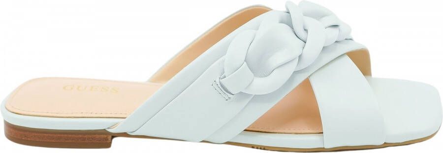 GUESS Sameya leren slippers met ketting lichtblauw - Foto 3