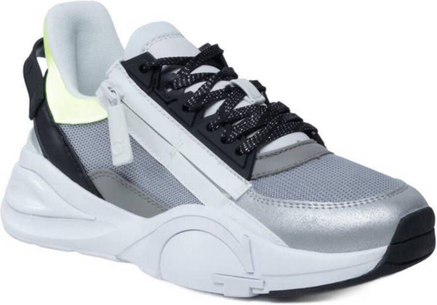 GUESS Vrouwen zilverkleurige sneakers BAILIA2