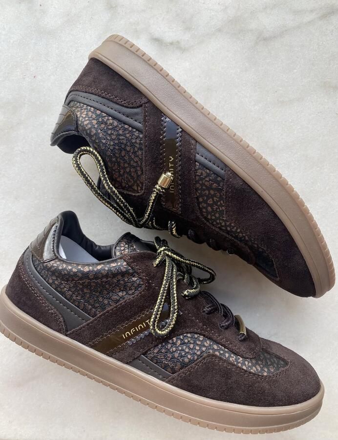 Hip sneaker leopard