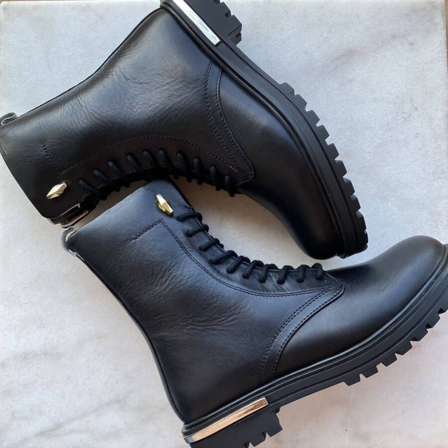 HIP Shoe Style bootie