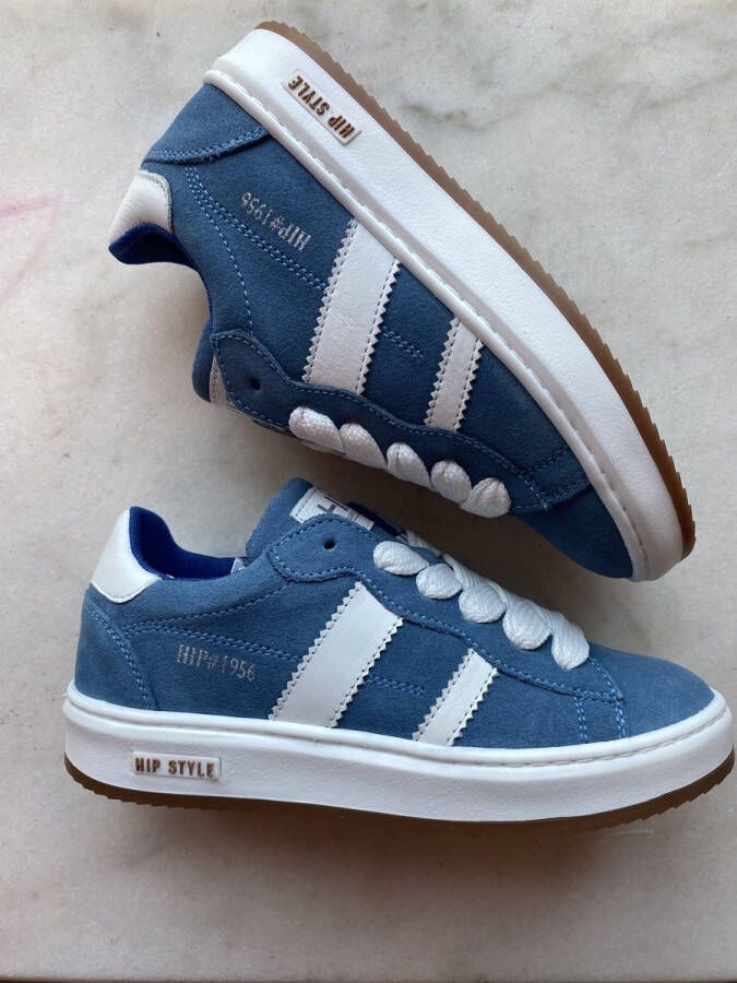 Hip sneaker lichtblauw