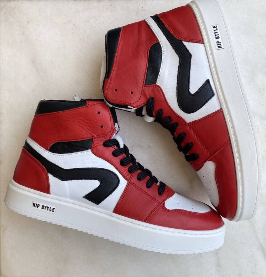 Hip sneaker red