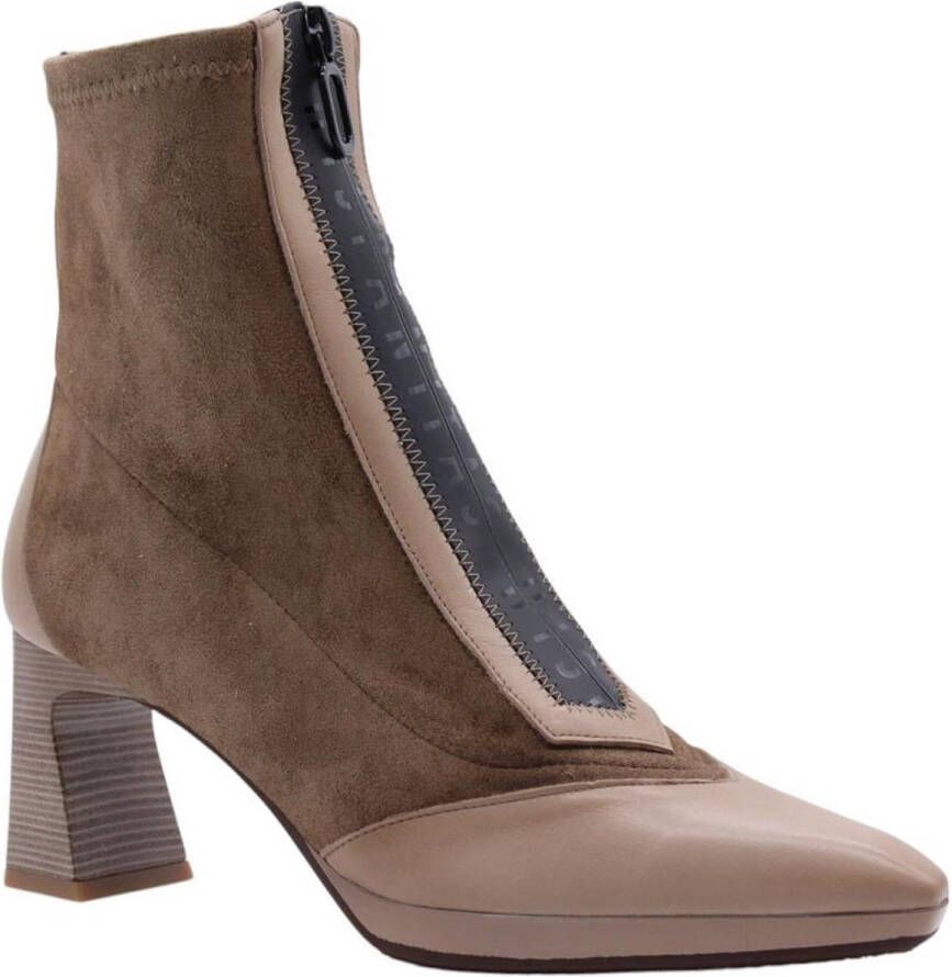 HISPANITAS Enkellaarsjes Dames Hi254186 Maat: 38 Materiaal: Suède Kleur: Taupe