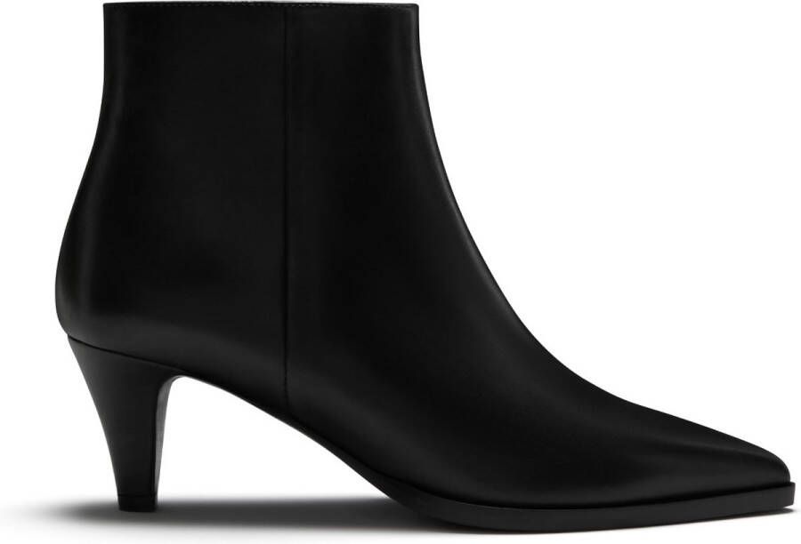 Isabel Bernard IB53011-001 Dames Korte Laarzen Zwart