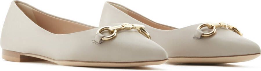 Isabel Bernard Slippers & Mules Vendôme Elita Calfskin Leather Ballerinas in beige - Foto 5