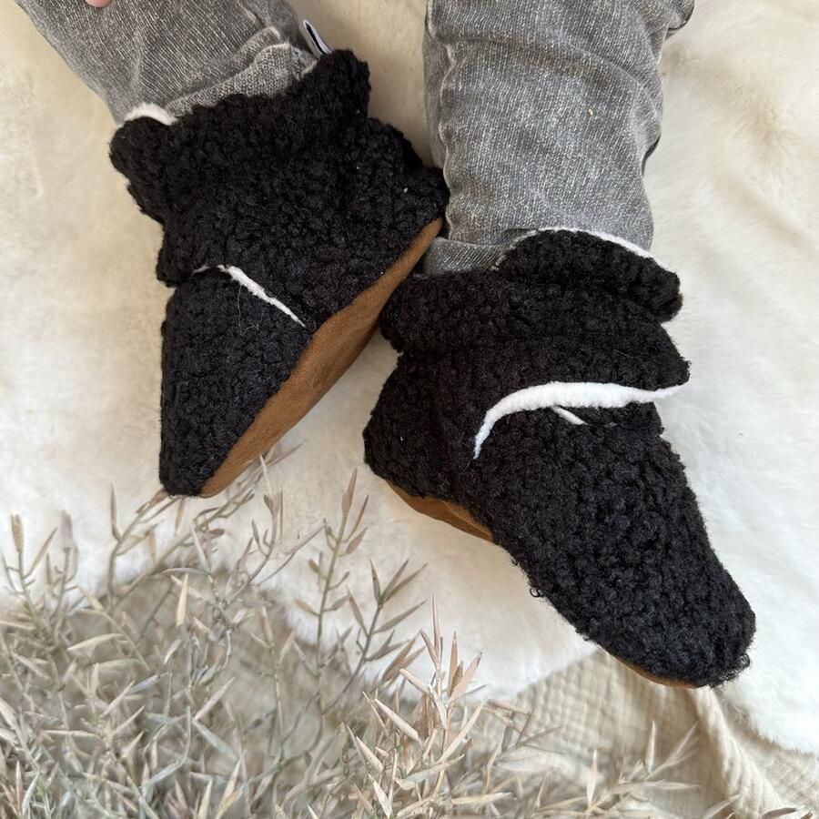 Jolines Babyslofjes Teddy bont Zwart