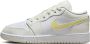 Jordan Air 1 Low (GS) Air Retro in wit formaten: 38.5 - Thumbnail 1