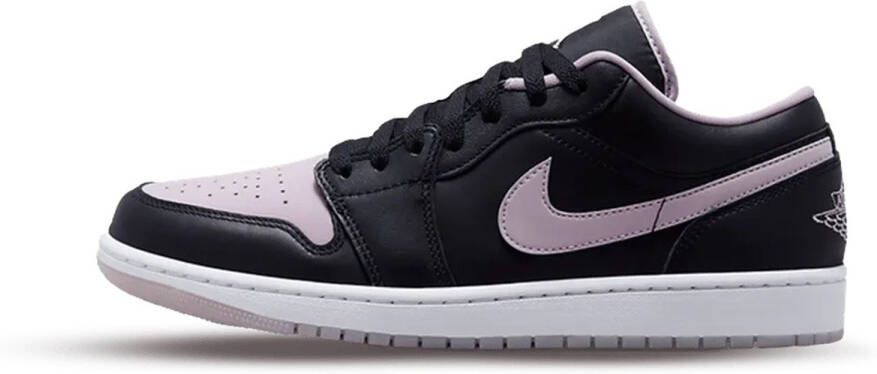 Jordan Air 1 Low SE 'Black Iced Lilac