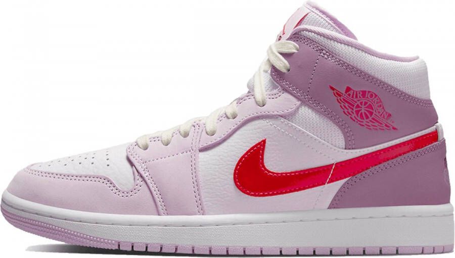 Jordan Air 1 Mid Valentine's Day 2022