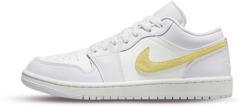 Air Jordan 1 Low Barely Grape (W)