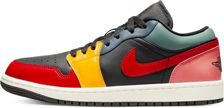 Jordan Wmns Air 1 Low Se Black Fire Red Taxi French Blue Schoenmaat 44 1 2 Sneakers DN3739 060