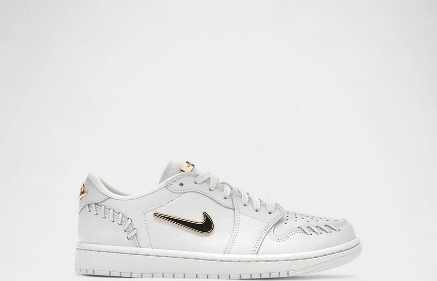 Air Jordan 1 Low Method of Make Sail Metallic Gold (Women's)