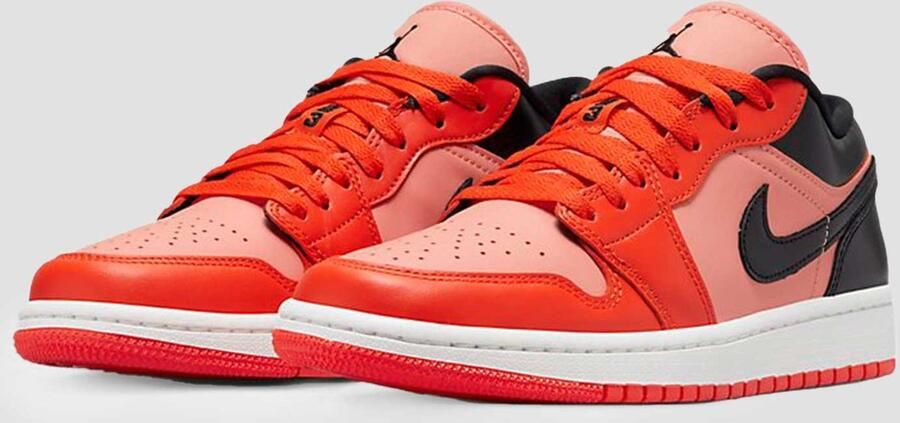 Air Jordan 1 Low Orange Black (Women's) - Foto 3