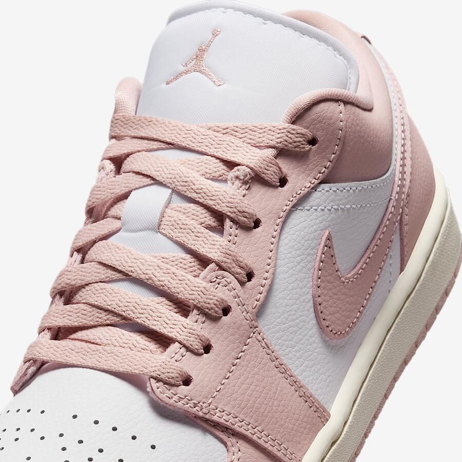 Air Jordan 1 Low Wit Sail Pink Oxford Wit Roze 1 Lifestyle Dames Sneakers voor Vrouwen Doos zonder deksel
