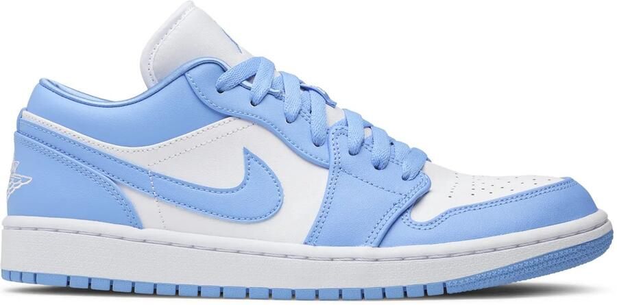 Jordan 1 Low Dames Schoenen Blauw Maat: 38.5 Leer Synthetisch Foot Locker