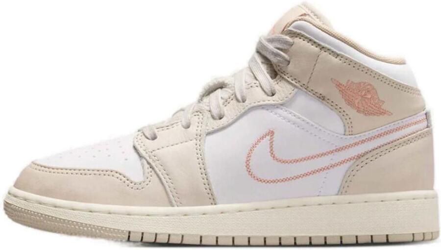 Air Jordan 1 Mid SE (GS) Sneakers Sand Drift White Madder Root Beige Wit 1 Lifestyle Kinderen