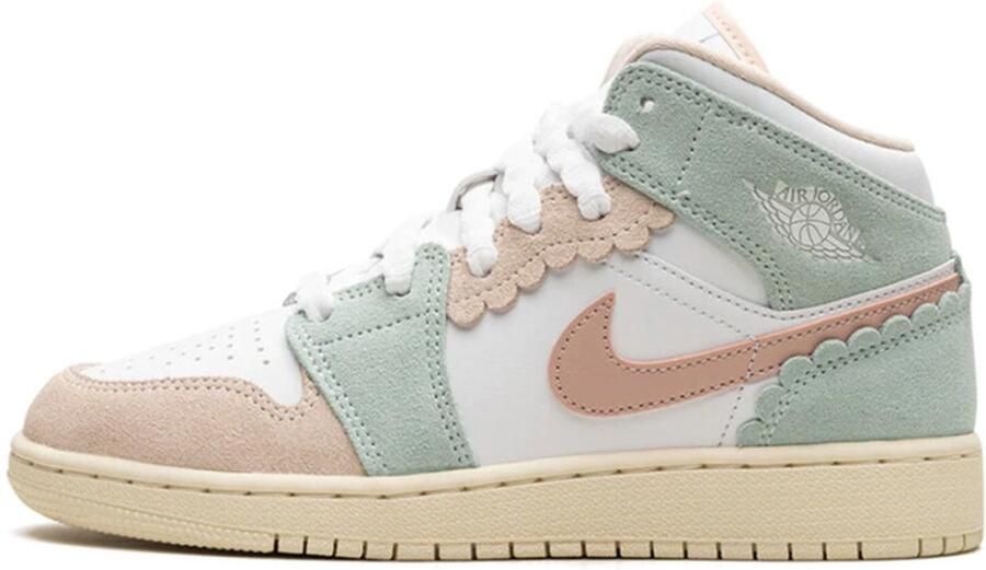 Air Jordan 1 Mid SE 'Pink Oxford' (GS)