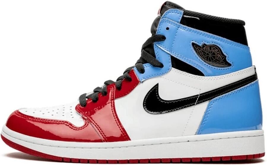 Air Jordan 1 Retro High Fearless UNC Chicago