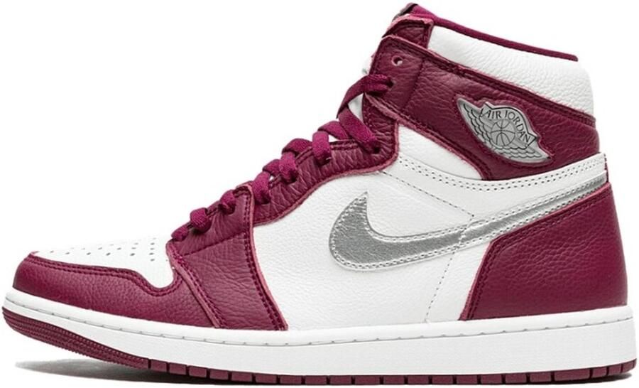 Air Jordan 1 Retro High OG Bordeaux