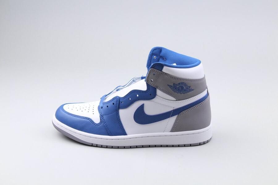 Air Jordan 1 Retro High OG 'True Blue'
