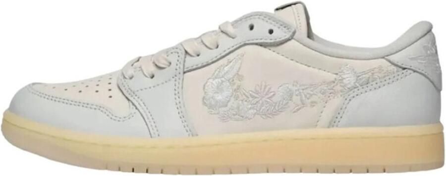 Air Jordan 1 Retro Low OG Rabbit Floral Swoosh