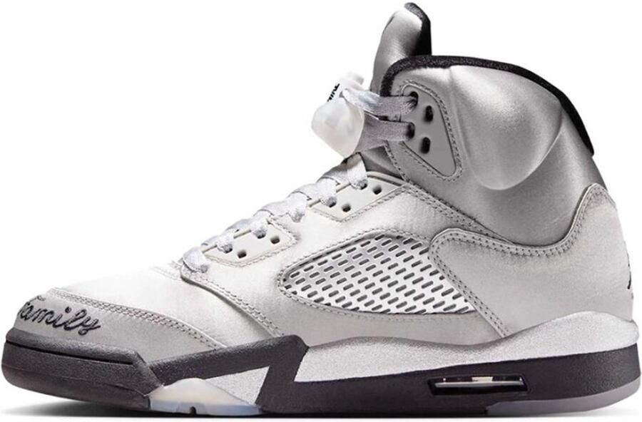 Air Jordan 5 Retro Wings (2025) (W)