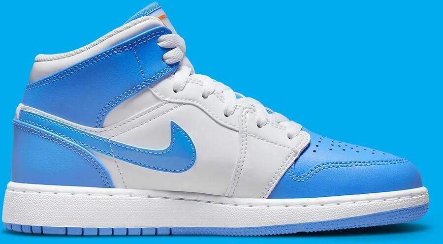 Air Jordan Sneakers 1 Mid Special Edition Game-Winner