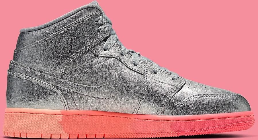 Air Jordan Sneakers Nike Jordan 1 Mid Sunrise Metallic Silver
