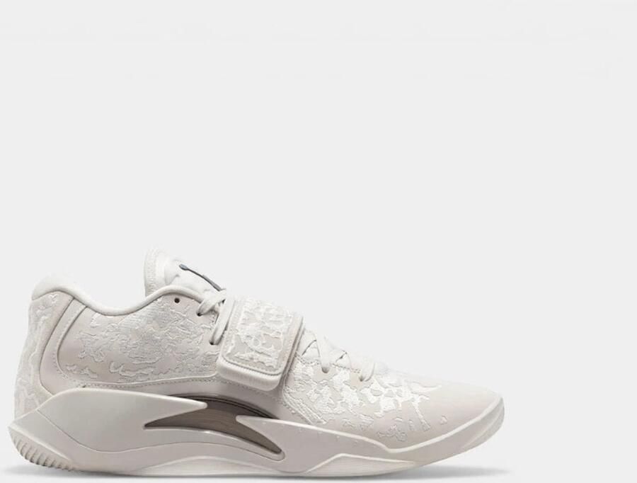 Nike Lage Sneakers Jordan Zion 3 SE M.U.D. Light Bone