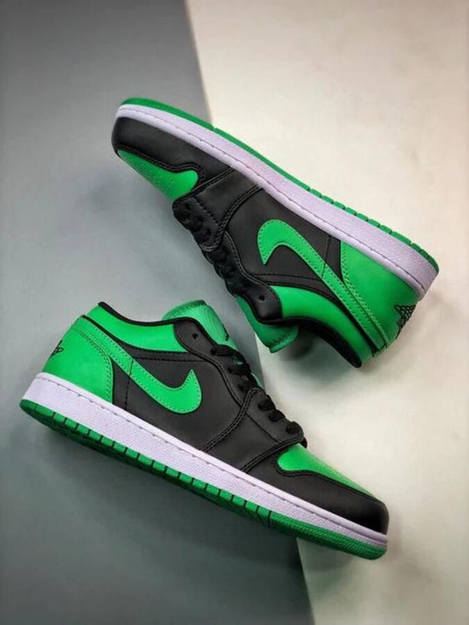 Nike Sneakers Air Jordan 1 Lucky