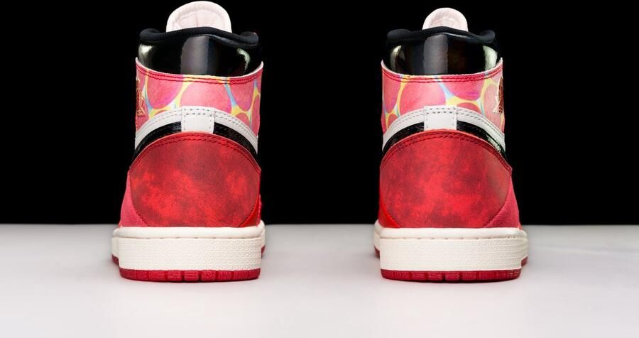 Jordan Air 1 Retro High OG Spider-Man Across the Spider-Verse - Foto 2