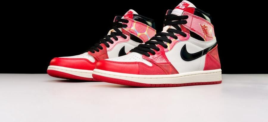 Jordan Air 1 Retro High OG Spider-Man Across the Spider-Verse - Foto 5