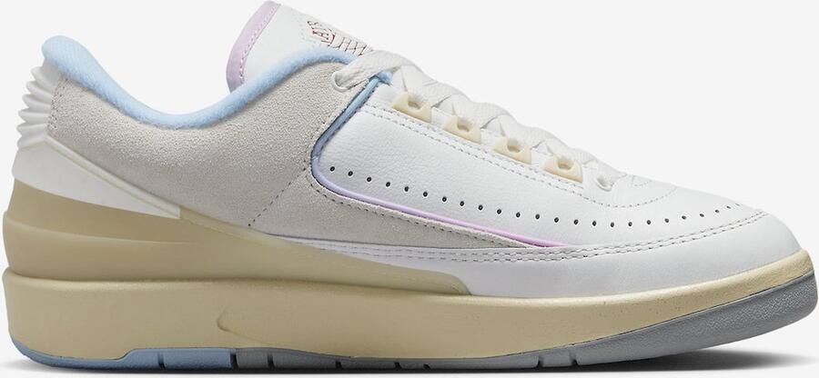 Jordan Sneakers Nike Air 2 Low Look Up In The Air