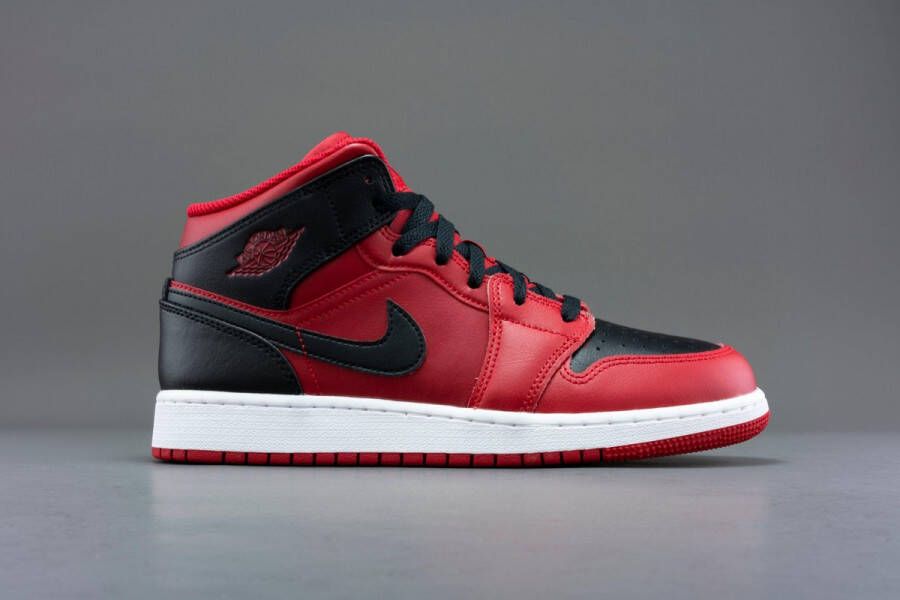 Jordan Nike Air 1 Mid(GS ) Reverse Bred 2021 Zwart Rood 554725 660 EUR