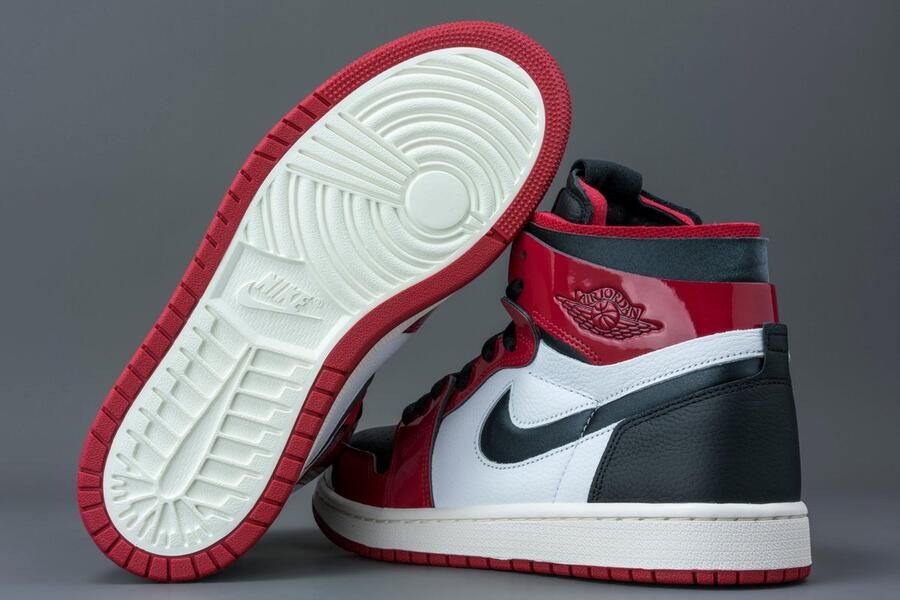 Nike Air Jordan 1 High Zoom Air CMFT Patent Chicago (W) CT0979-610 rood zwart wit sneakers hoog kindersneakers - Foto 10