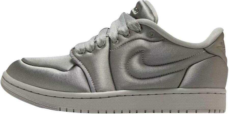 Nike Air Jordan 1 Low Method Of Making Satin Wolf Grey Sneakers Dames Doos Zonder Deksel
