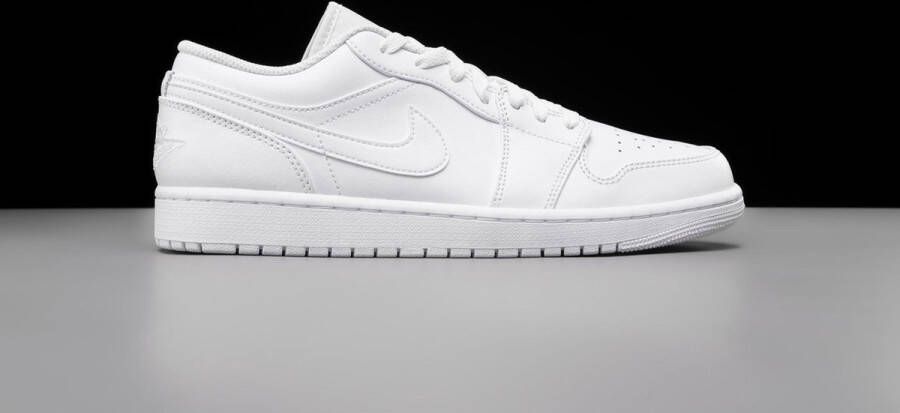 Jordan Air 1 Low Basketball Schoenen white white white maat: 45.5 beschikbare maaten:41 42.5 40 43 44.5 45 46 40.5 45.5 47.5 - Foto 2