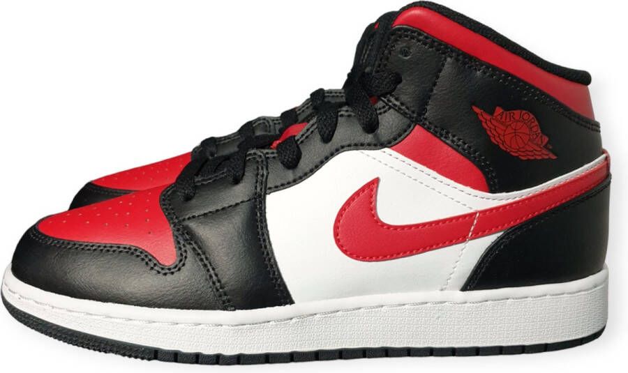 Jordan Air 1 Mid(Gs ) Black Fire Red White Schoenmaat 37+ Shoes grade school 554725 079
